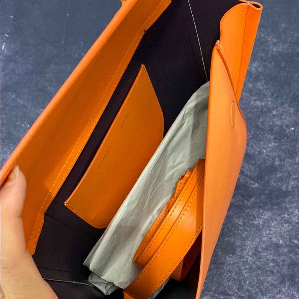 Wandler Vibrant Orange Shoulder Bag - Picture 4 of 9